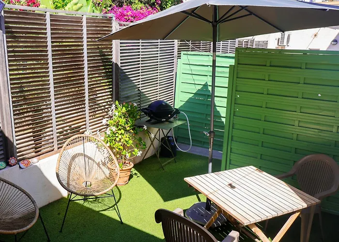 Les Hirondelles בית נופש